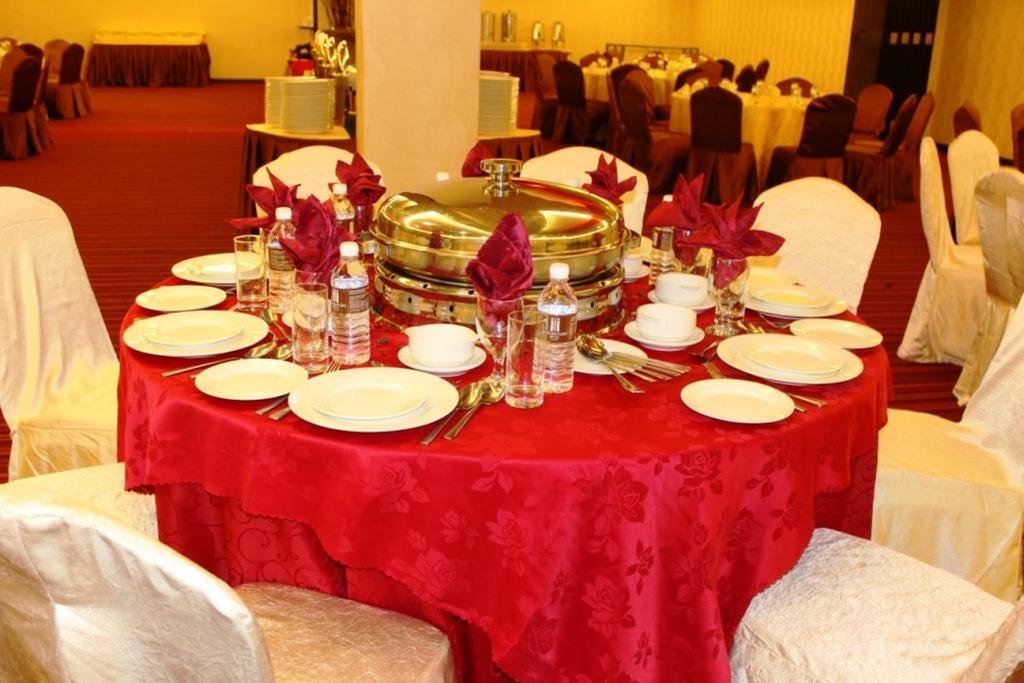 11@Century Hotel Johor Bahru Luaran gambar